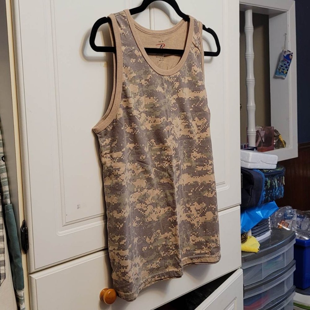 🌟2 for $20!🌟  Rothco Beige and Olive Pixelated Camo Tank Top